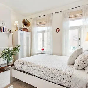  Homestay Charming Place Along The Canals In Belgium