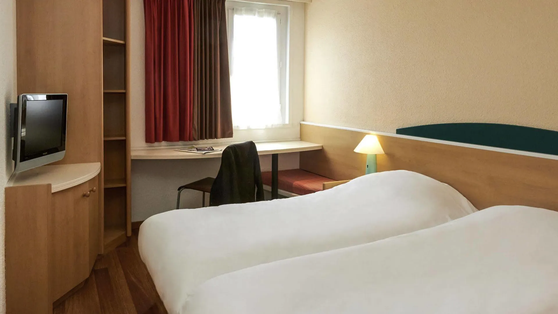 Отель Ibis Charleroi Centre Gare